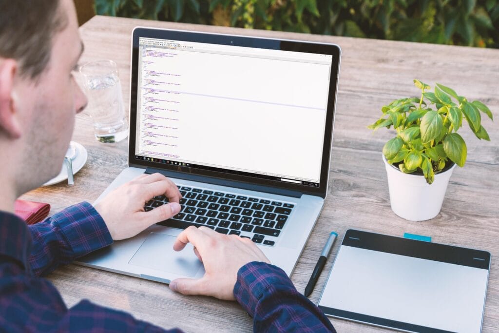 Webdesigner Kosten Duisburg – Preise und Beispiele